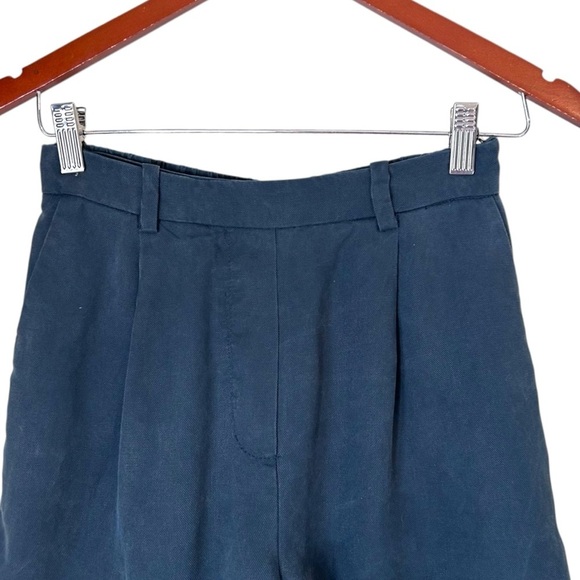 Frank & Oak High Waisted Tencel Shorts- Size 2 - Picture 5 of 12